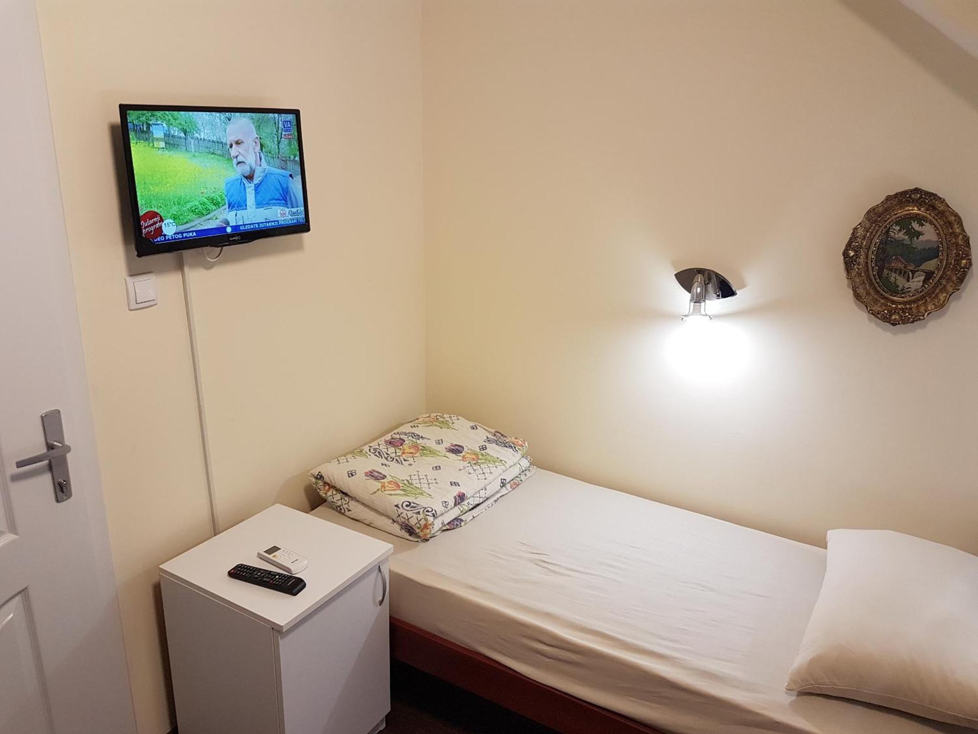 Hostel Beko Valjevo Værelse billede